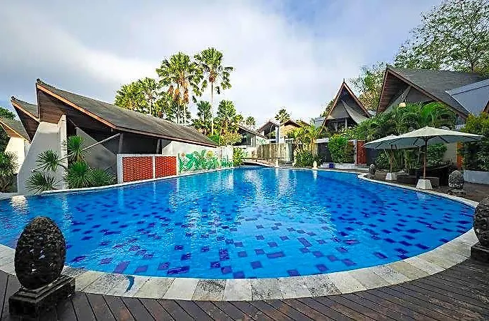 ホテル Dancing Nusa Dua バリ島
