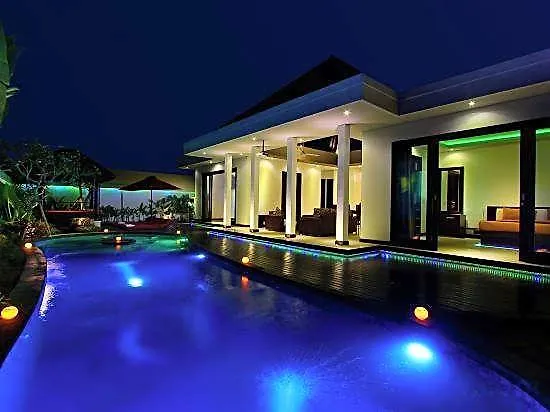 Dancing Nusa Dua 5* バリ島